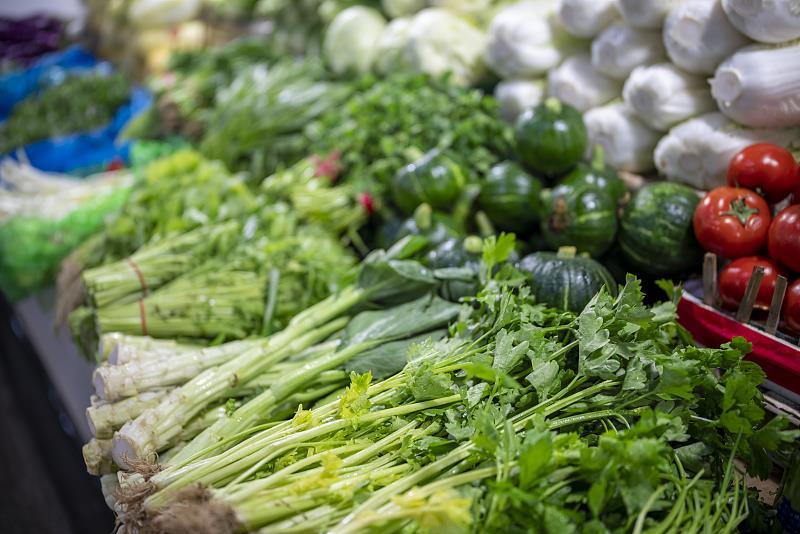 12月新规聚焦民生 生鲜灯全面禁用，牙膏宣传迎统一标准